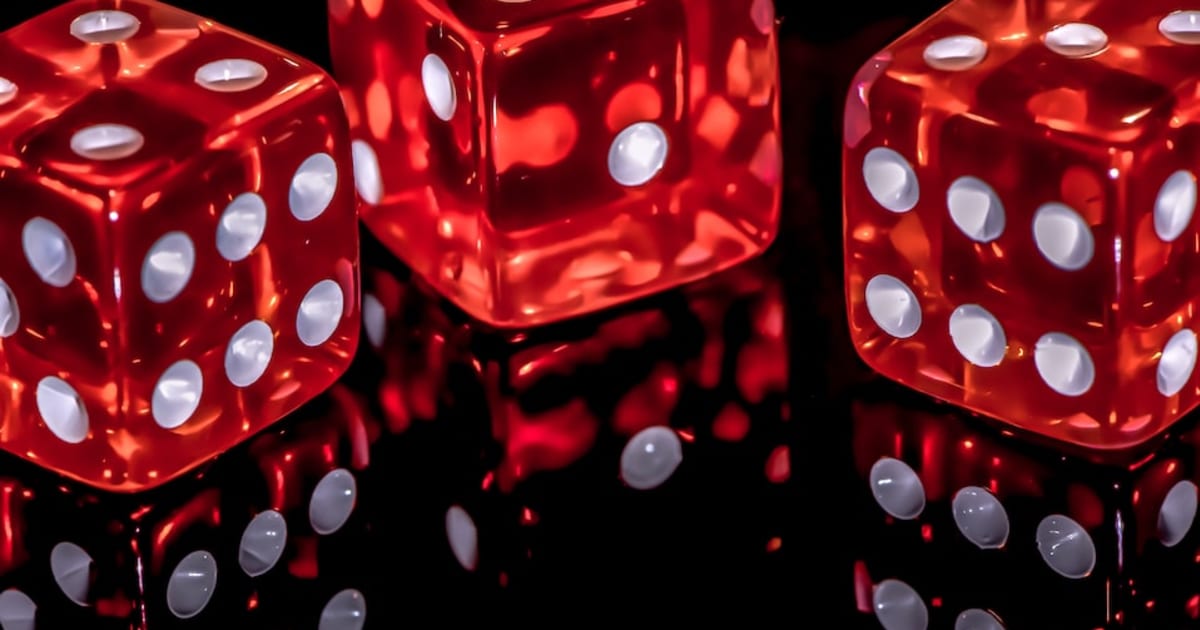 If Casino Games are Random, How do Mobile Casinos Make a Profit